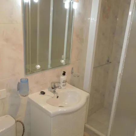 Mit Gemeinschaftspool By Interhome Apartamento