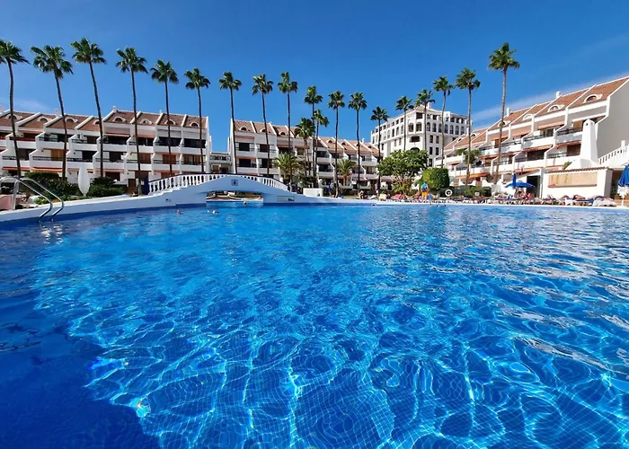 Mit Gemeinschaftspool By Interhome Apartmán