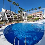아파트 Mit Gemeinschaftspool By Interhome *