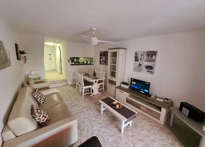 Mit Gemeinschaftspool By Interhome Playa de las Américas